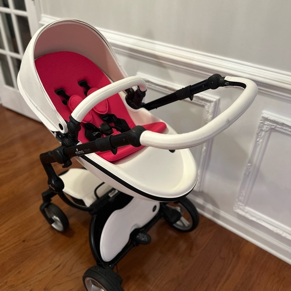 Mima Xari 2 in 1 bassinet and carrier - Picture 4 of 11